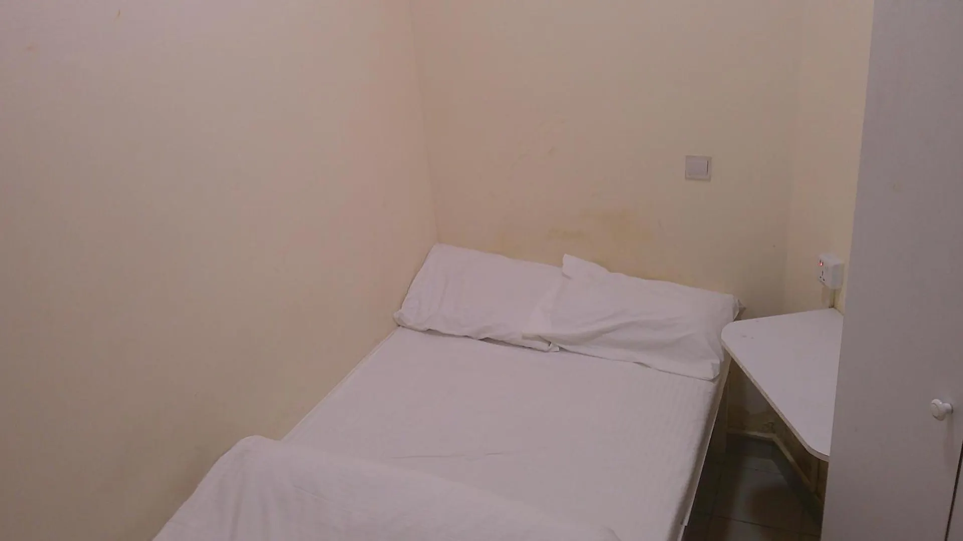 Ruby Star Couples Hostel G P 1&2 Dubai