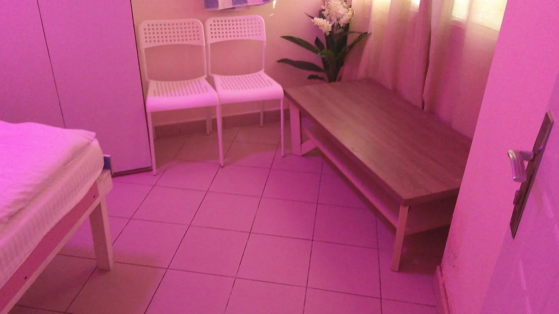 Ruby Star Couples Hostel G P 1&2 Dubai