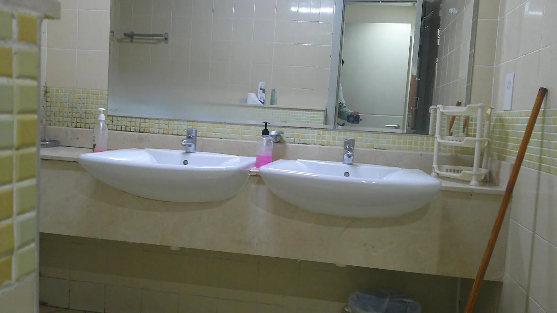 Ruby Star Couples Hostel G P 1&2 Dubai 0*,